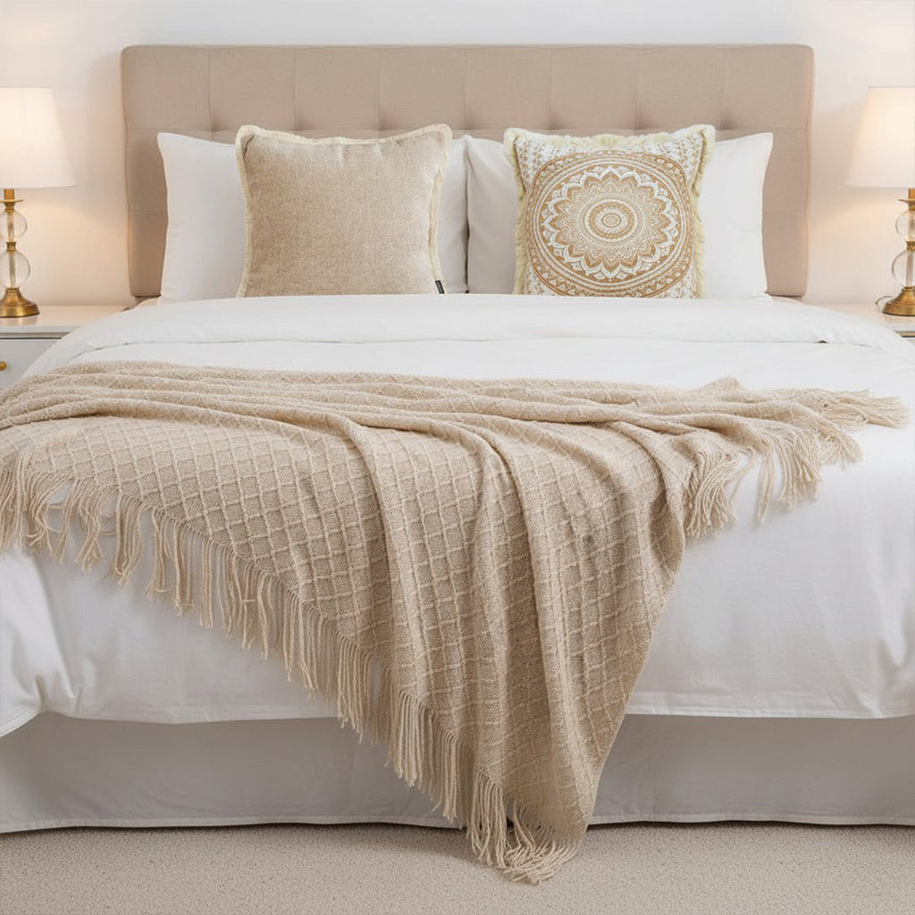 SOGA Home & Living Bundle – Chenille Tassel Pillow, Moon Cotton Pillow & Knitted Blanket